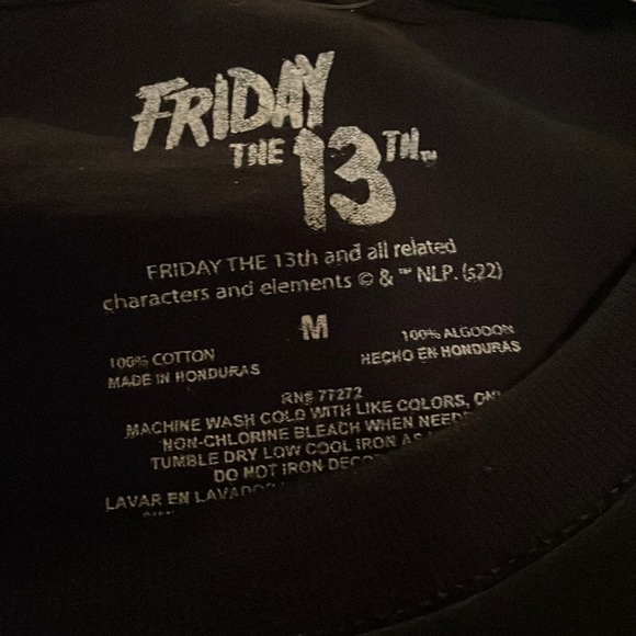 NWT OFFICIALLY LICENSED Friday the 13th Jason Lives T-Shirt Top Graphic Tee - Picture 3 of 6